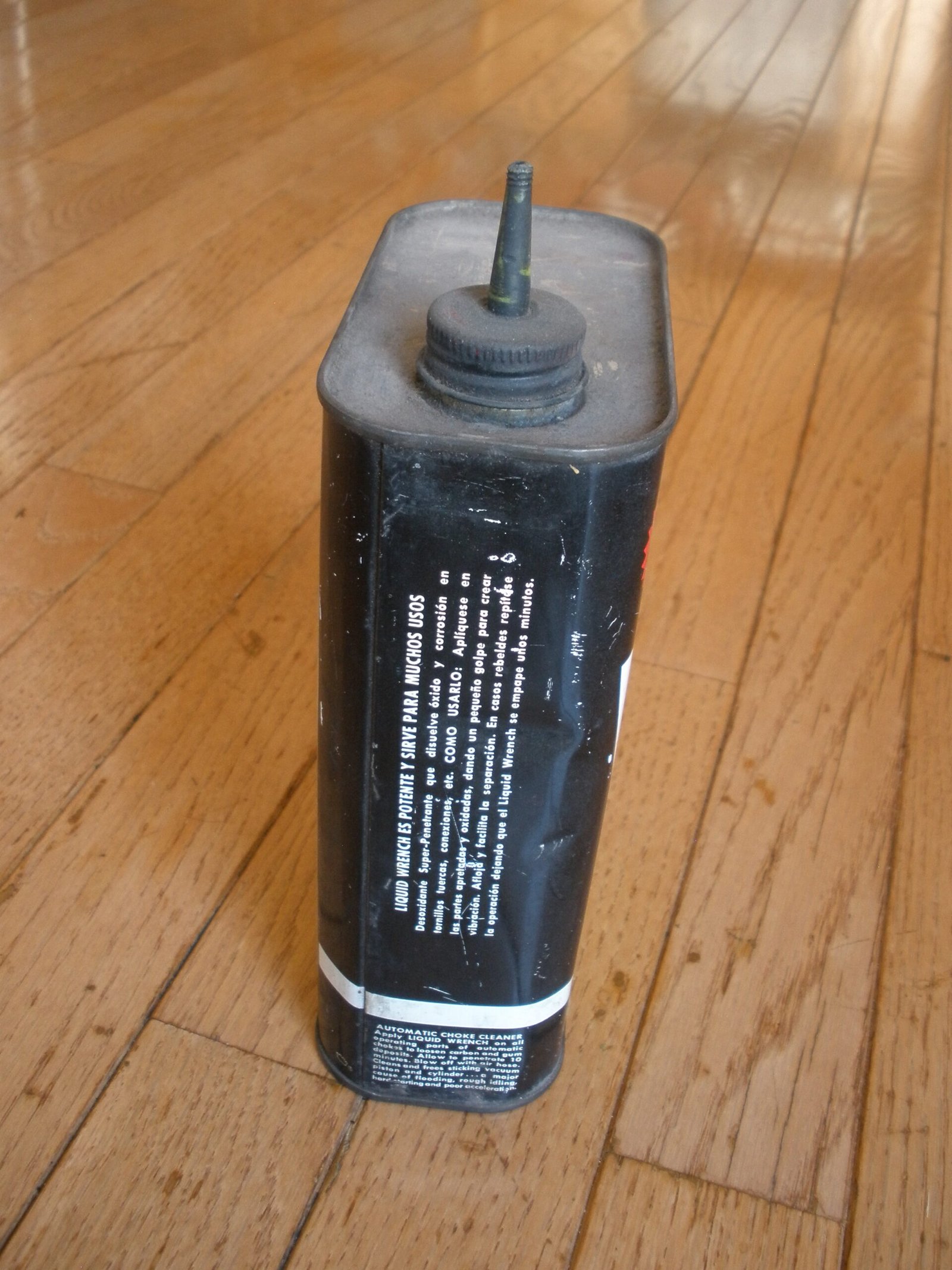 1960s VINTAGE LIQUID WRENCH TIN - 32 Oz - Charlotte, NC - Image 6